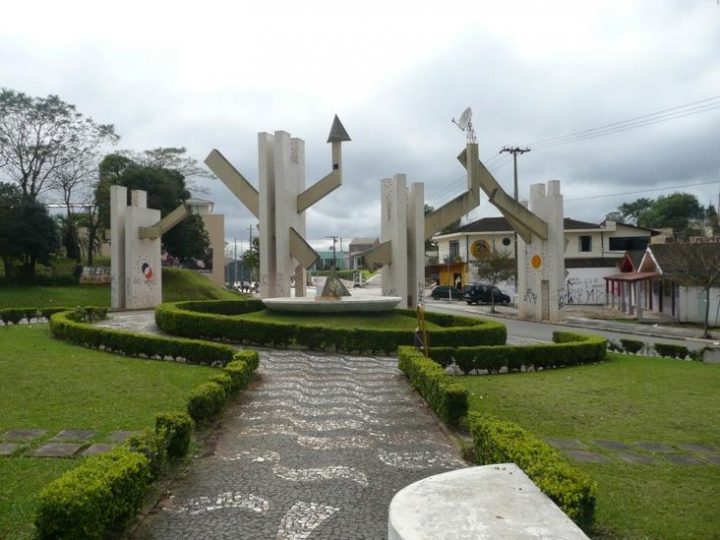 Quem é de Almirante Tamandaré também pode contar com a Vidromax