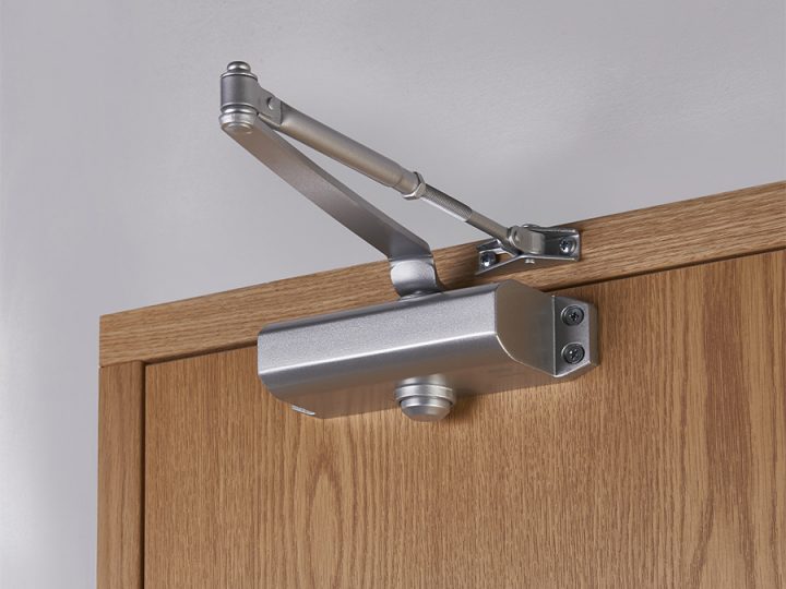 Molas hidráulicas para porta: o que são e onde utilizá-las?